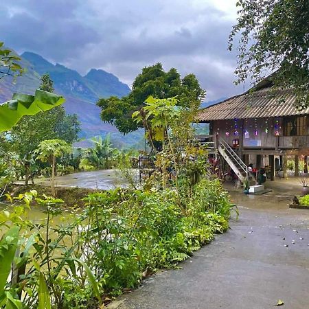 Du Gia Van Chung Homestay Lang Cac Exterior photo