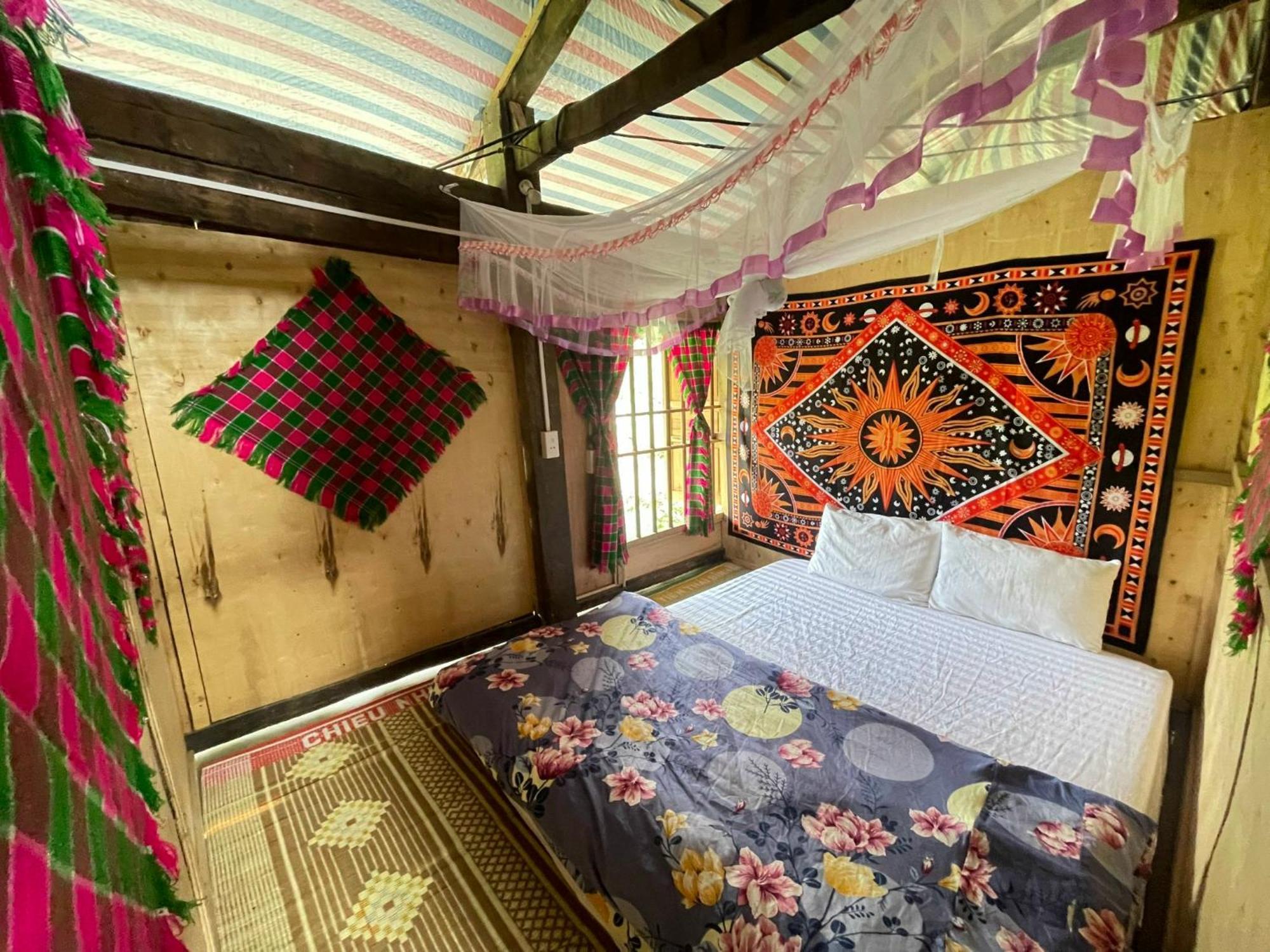 Du Gia Van Chung Homestay Lang Cac Room photo